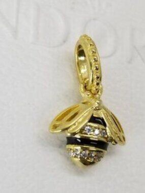 PANDORA Shine Queen Bee Pendant Charm